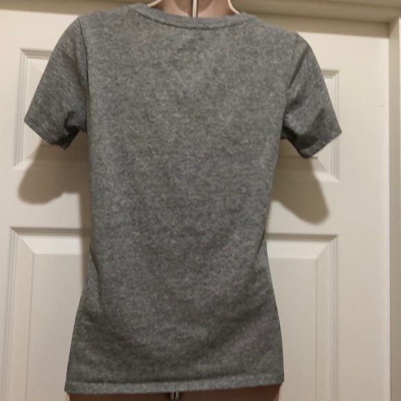 Like New Nike Dri-Fit Tee Size S - Picture 3 of 5